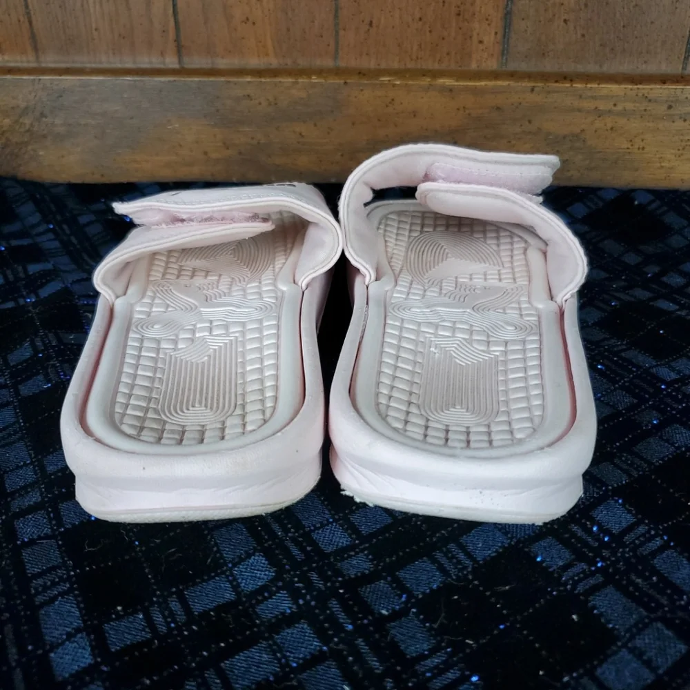 PUMA slides sandals FlipFlops little girls Size 13